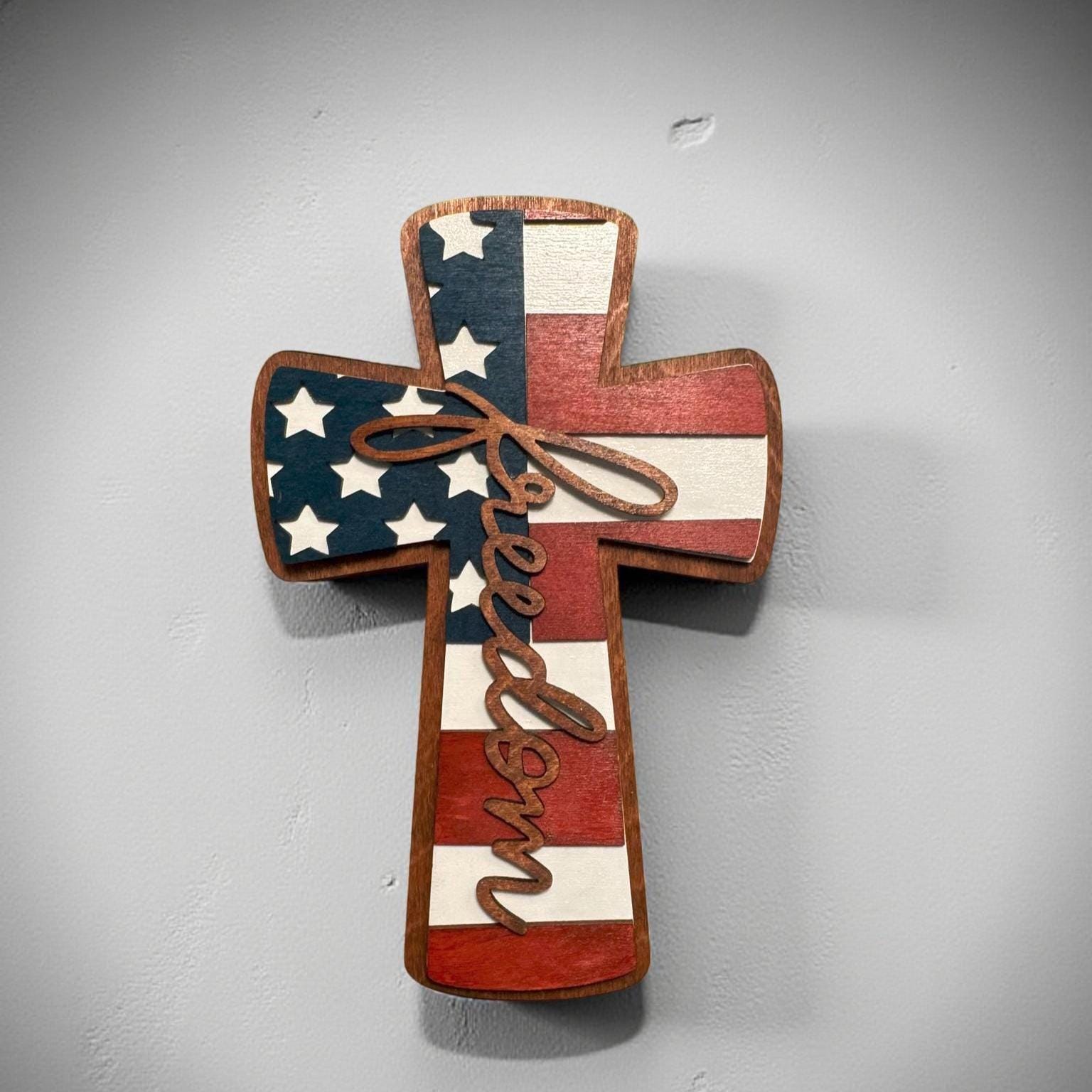 Patriotic Wooden Cross Sign: American Flag, Freedom Wall Decor - Thumbnail 5