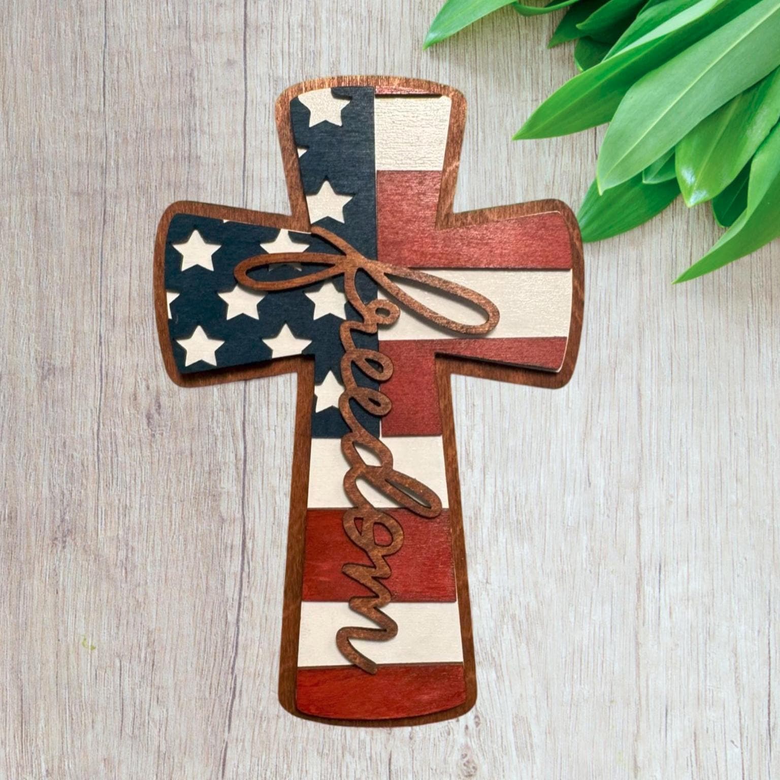 Patriotic Wooden Cross Sign: American Flag, Freedom Wall Decor - Thumbnail 3