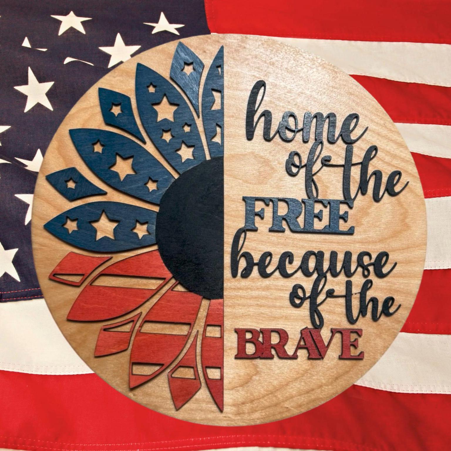 Patriotic Wooden Sign: American Flag Flower Decor, Veteran Gift - Thumbnail 4