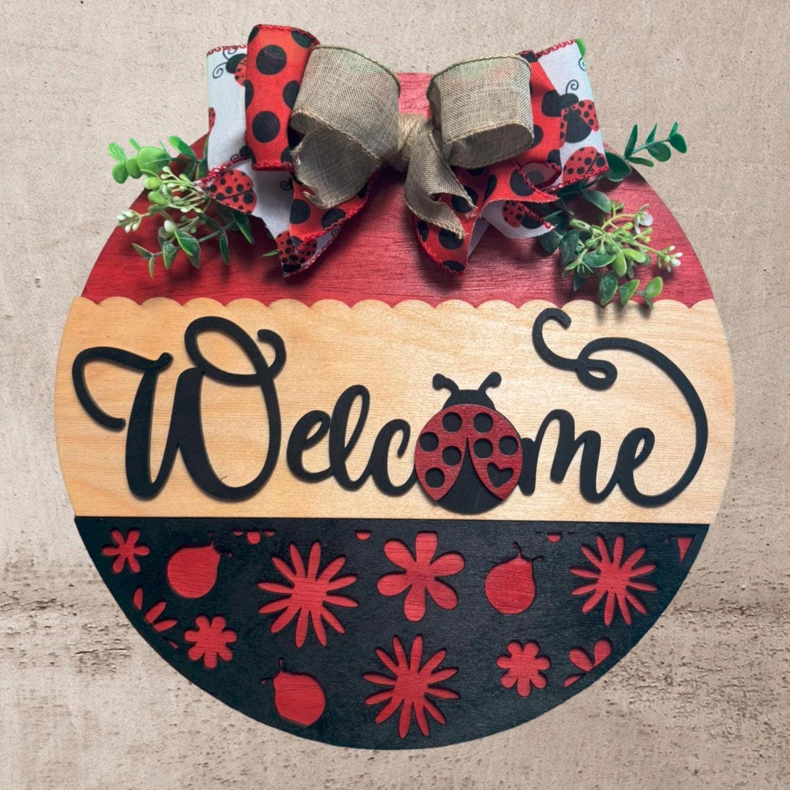 Ladybug Welcome Door Sign – 14" Round Wooden Porch Decor – Spring & Summer Front Door Hanger – Handmade Ladybug Outdoor Sign - Thumbnail 4