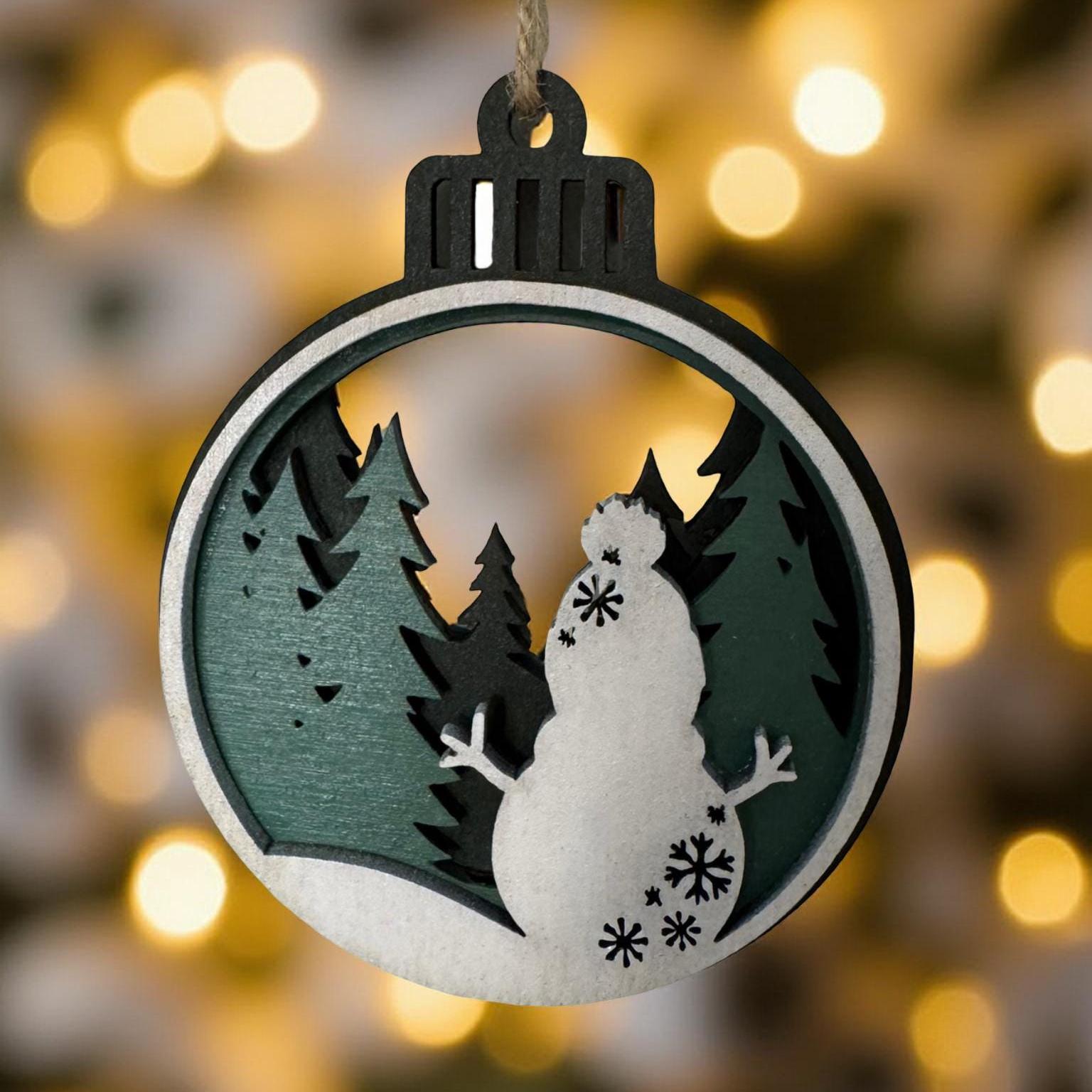 Layered Snowman Ornament – 4” Round Wooden Christmas Tree Scene – Multi Layer Holiday Decoration – Rustic Green & White Ornament