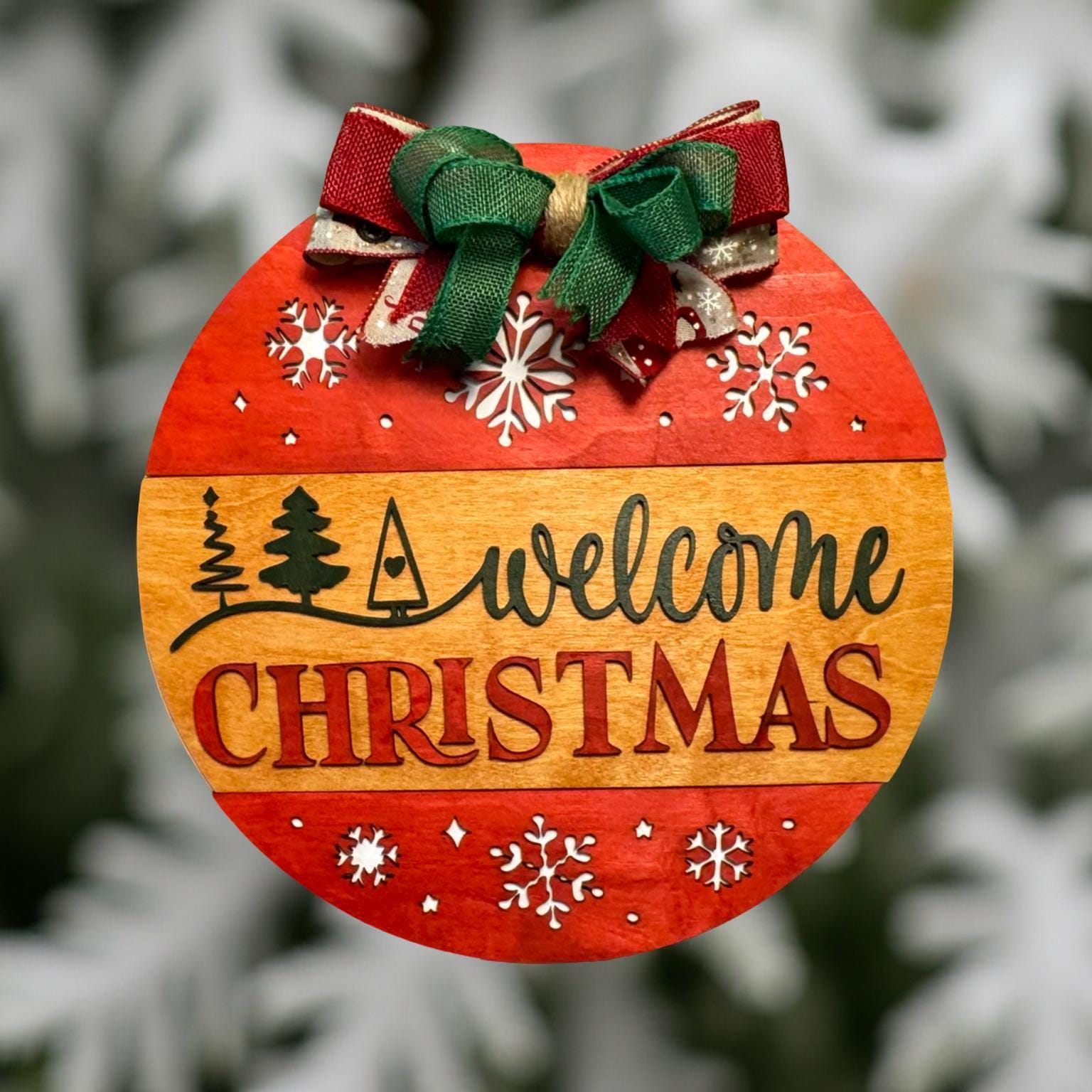 Welcome Christmas Sign – 14" Round Wooden Door Hanger – Layered Holiday Wall Decor with Snowflake Cutouts & Optional Bow - Thumbnail 5
