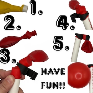 Puede incluir: Imagen instructiva paso a paso que muestra cómo inflar un globo. La imagen incluye una botella amarilla, globos rojos, clips negros y tuberías de PVC blancas. También se ve el texto "HAVE FUN!!".