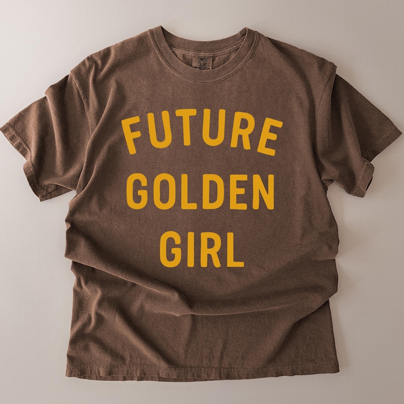 „Future Golden Girl“-Shirt, Retro-Grafik-T-Shirt für Damen, lustiges Geschenk für sie, Shirt im Vintage-Stil, Geburtstagsgeschenk für die beste Freundin, trendiges T-Shirt Bild 5