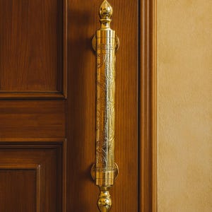 Tirador de puerta marroquí de latón hecho a mano: tirador con grabado ornamental, barra dorada vintage, elegante empuñadura antigua y herrajes de lujo de latón macizo.