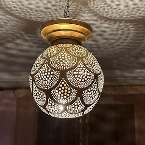 Handcrafted Moroccan Brass Pendant Light – Lantern Ceiling Light, Brass Moroccan Chandelier, Vintage Brass Lamp, Moroccan Lighting Fixture