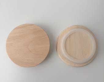 Wood Lid; Raw pine wood lid with fitment