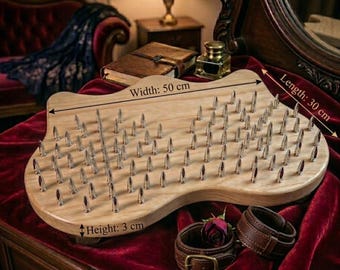 Tabla de acupresión de madera hecha a mano – Herramienta sensorial con remaches metálicos (50 x 30 cm)