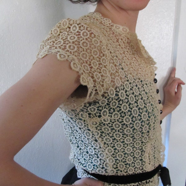 Vintage Women's Lace Top with Glass Buttons and Velvet Waist Band