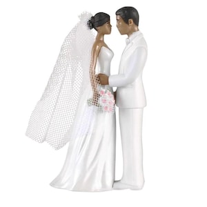 Elegant African American Couple White Plastic Cake Topper - 4.5&quot; (1 Count), Unique & Stylish Centerpiece Decoration - Perfect For Weddings