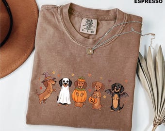 Halloween Dachshund Shirt, Cute Wiener Dog Halloween Tee, Spooky Doxie Dog Lover Shirt, Funny Dog Mom Halloween Gift, Comfort Colors Shirt