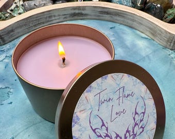 Vela de la Unión Divina del Amor de las Llamas Gemelas: Celebra las llamas eternas de lo masculino y lo femenino.