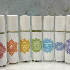Chakra Perfume Set of 7 Tiny Crystals Inside | Root, Sacral, Solar Plexus, Heart, Throat, Third Eye and Crown Chakra Oils