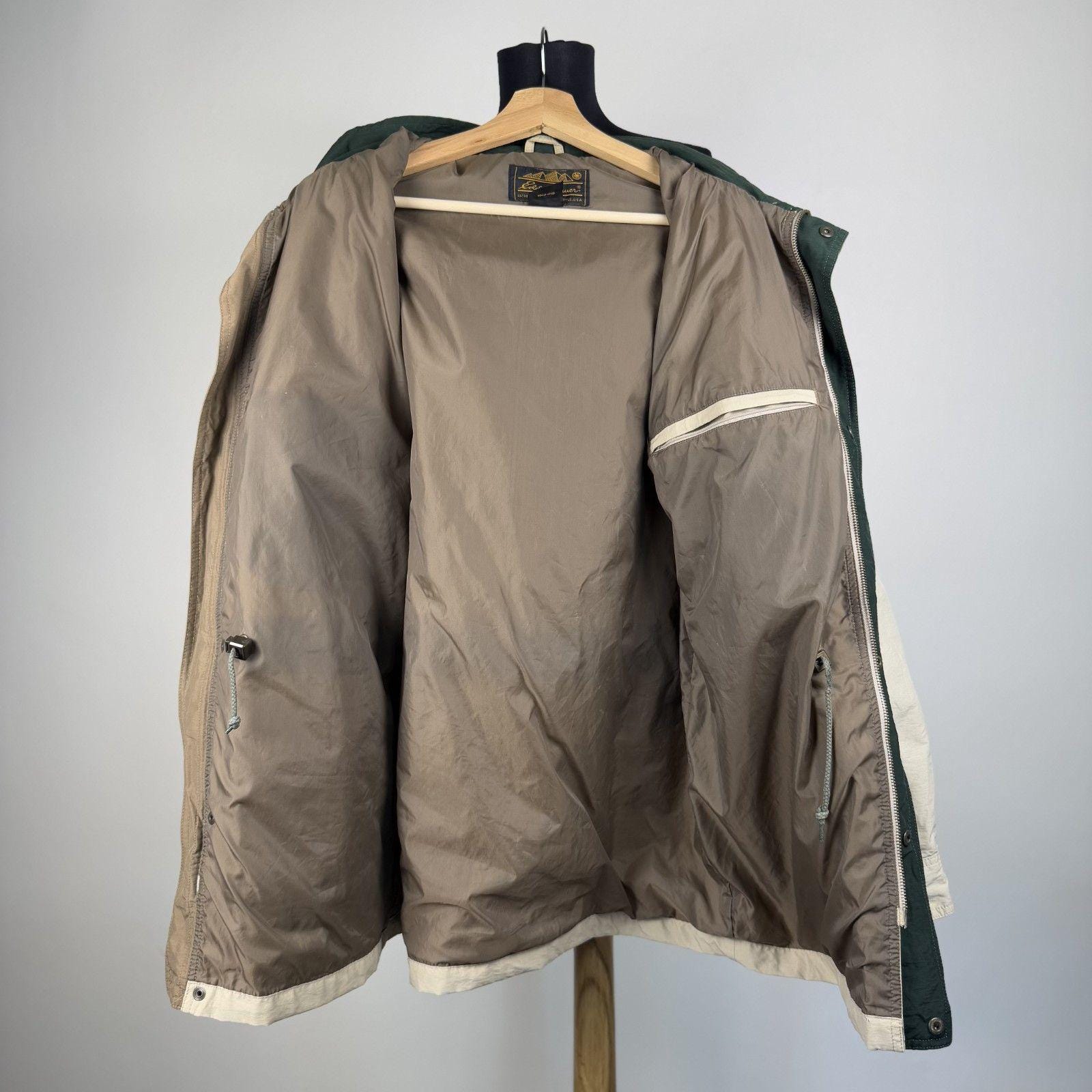 Vintage Eddie Bauer Field Jacket: 80s-90s Hooded Utility Parka