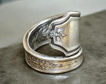 Vintage Spoon Ring | 1924 Ancestral Pattern | Silver Plated - International Silver Antique Jewelry Upcycled Gift