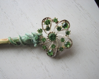 Green rhinestone shawl pin - holly wood, decorative pin, spring flowers, snowflake, nature inspired