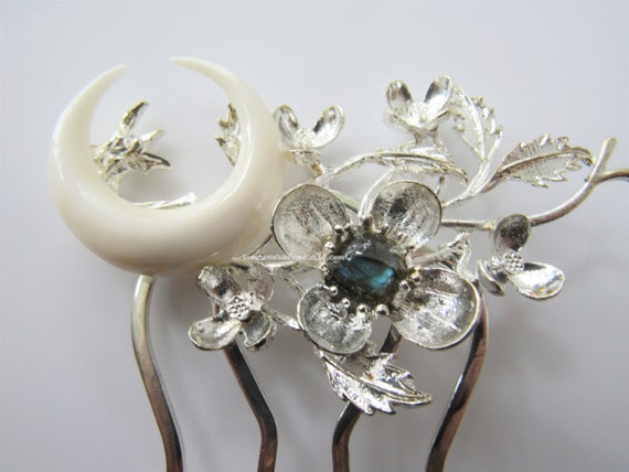 Celestial wedding hair piece - crescent moon hair comb, labradorite gemstone, women, decorative combs