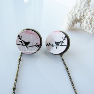 Bird collar pin - metal brooch, nature lovers gift, collar pin chain, sweater guard