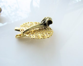 Bird skull hair clip - gothic hair piece, hummingbird skull, macabre hair piece