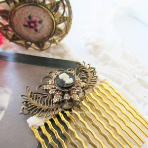 Victorian hair comb, vintage silhouette cameo, laurel leaf, rhinestone, wedding, bridal hair piece