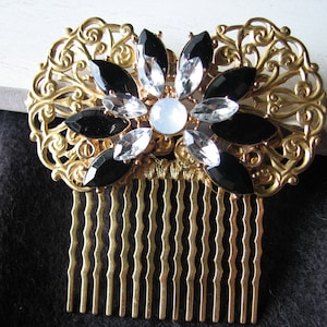 Flower hair comb wedding - gold hairpiece, brass filigree, art nouveau, decorative comb