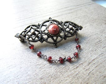 Broche celta para mujer, estilo vintage, peltre, ágatas de vidrio escocesas, broche para mujer, broche para hombre, granate, cadena de piedras preciosas
