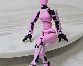 Dummy 13 Female Figure with 3 Hand Sets | Add Stand & Weapons | Articulating 3D Printed Model for Artists, Photography, DIY Action Figures
