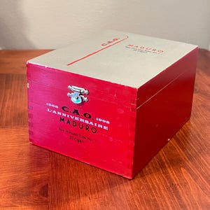 C.A.O. Maduro Anniversary Cigar Box Wooden Made in Nicaragua 1998 Red Silver