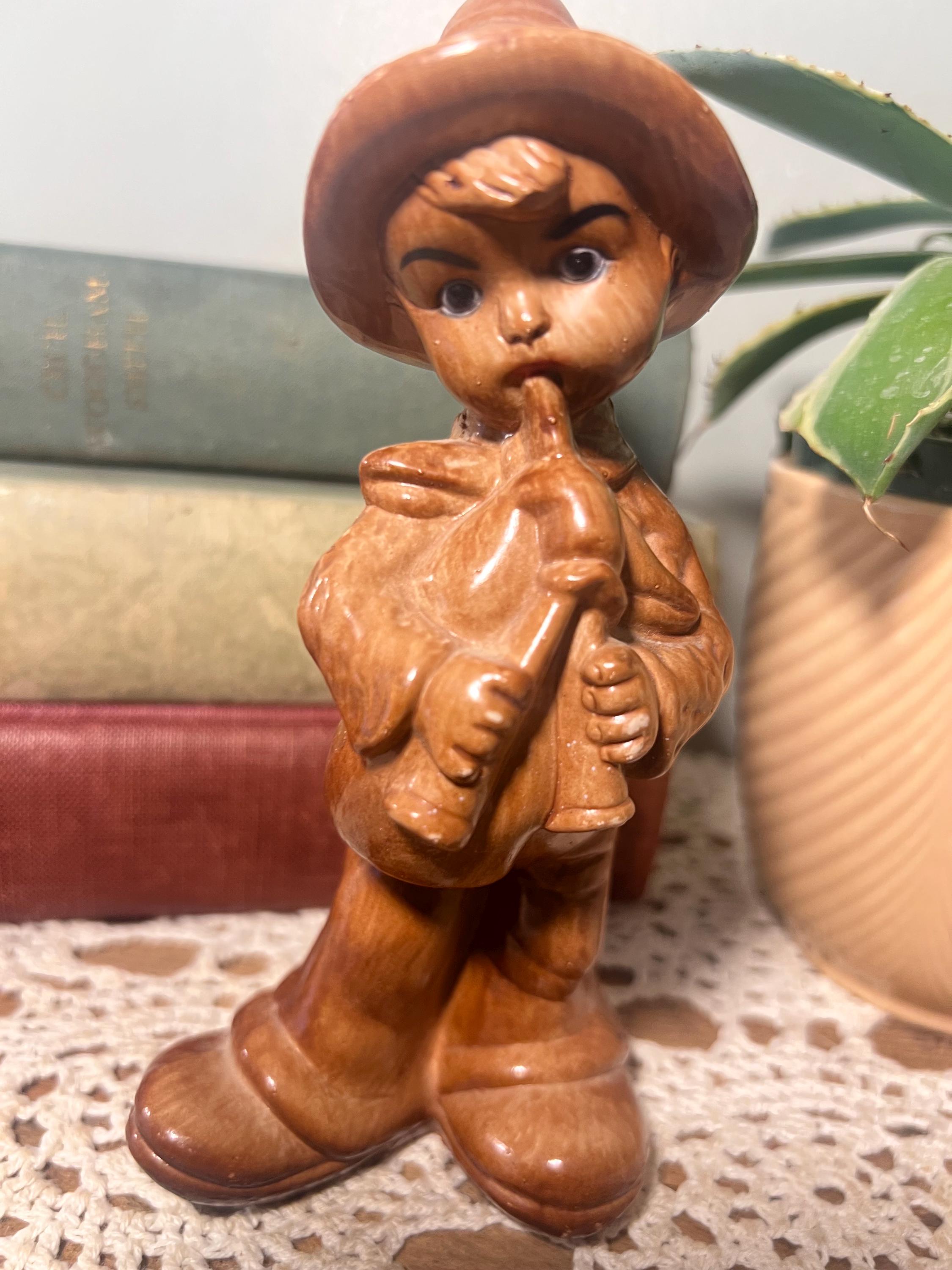 ヴィンテージ木製少年ラッパ吹き帽子の像 - Etsy 日本