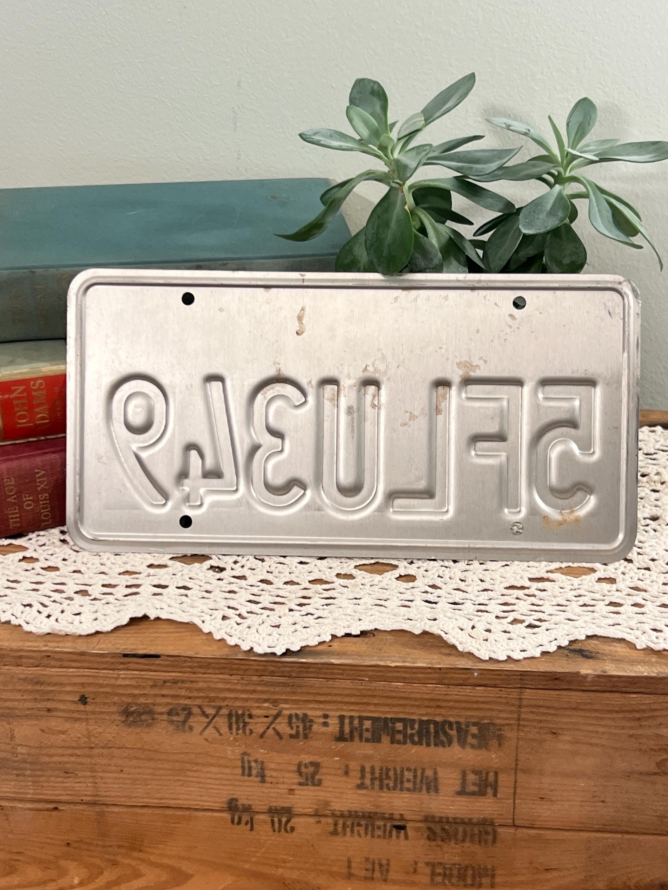 カリフォルニア州ナンバープレート 5FLU349 - Etsy 日本