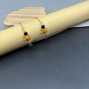 Leuke bijenglazenketting, bijenzonhanger lenzenvloeistofketting, lenzenvloeistofkettingaccessoires