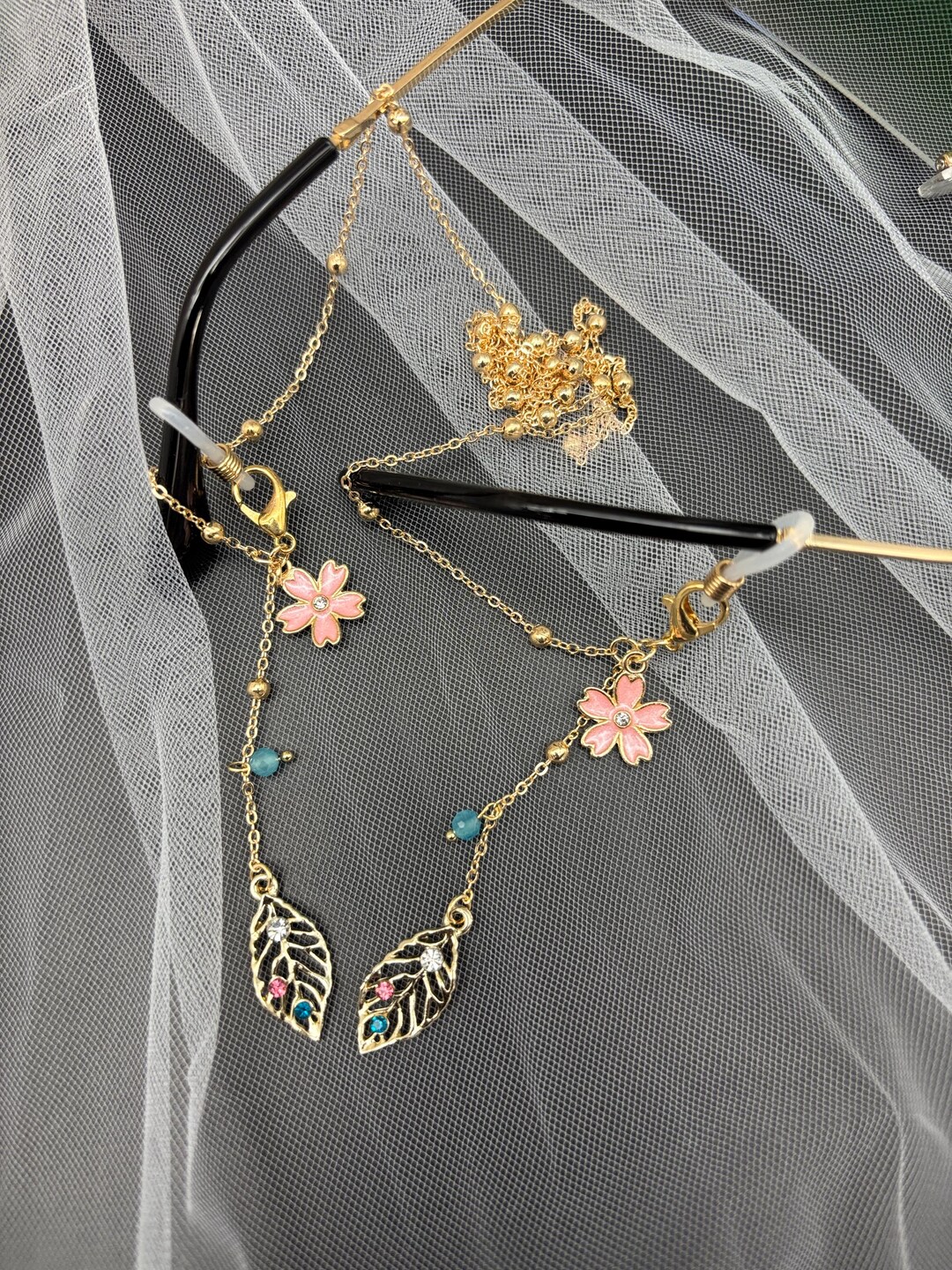 Pick-Me-Cherry Eyewear Chain