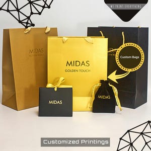 Tamanhos personalizados disponíveis com opção de várias cores de sacolas de papel kraft reciclado com alças para compras e embalagens de produtos