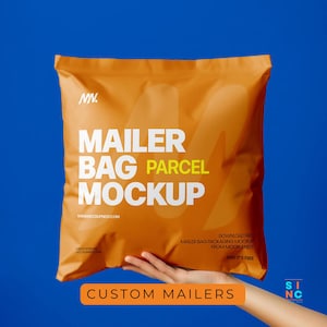 May include: Orange mailer bag mockup with the text "MAILER BAG PARCEL MOCKUP" in white and yellow. The words "CUSTOM MAILERS" are in an orange banner at the bottom. The background is a solid blue.