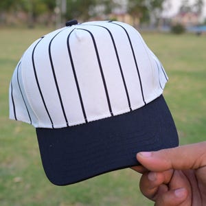 Anpassade Pinstripe Baseball Caps i stora mängder, grossist, retro baseball snapbacks