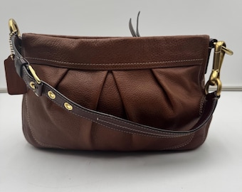 Coach 12917 Brown Pebbled Leather Pleated Hobo Shoulder Bag Purse Hangtag