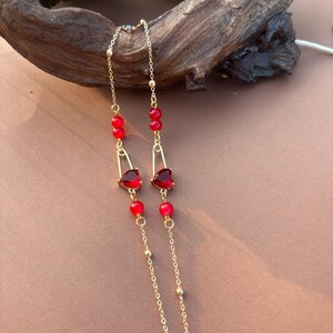 Corrente de óculos com alfinete de cristal de zircônia em formato de pêssego vermelho, corrente de óculos, presente em formato de coração para o amante, corrente de óculos de sol