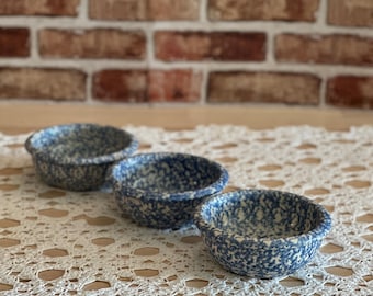 Set Of 3 Gerald Henn Roseville Spongeware 6.5" Bowls-Vintage Blue Spongeware