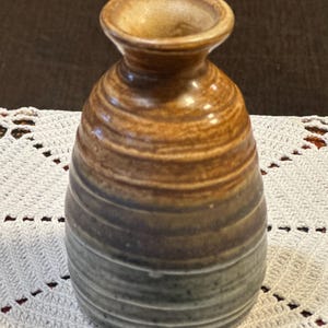 Vintage Mid Century Studio Pottery Bud Vase-Jensen Single Stem Vase-3.5" Pocket Vase
