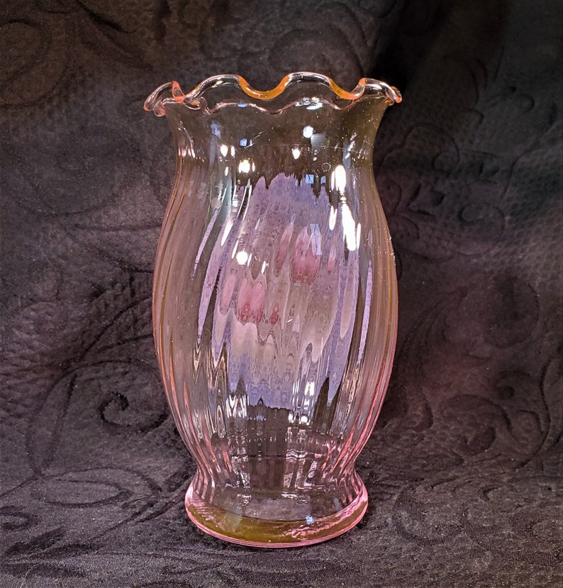 Very Pretty Pink Vase with Flowers 6 & 1/2 inches tall Hand image 1
