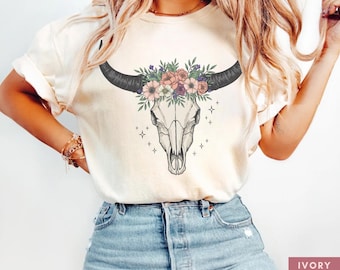 Boho Cow Skull Shirt Western Graphic Tee Bull Skull Shirt Cowgirl Floral Tshirt Country Shirt Cowboy Shirt Country Girl Western Shirt