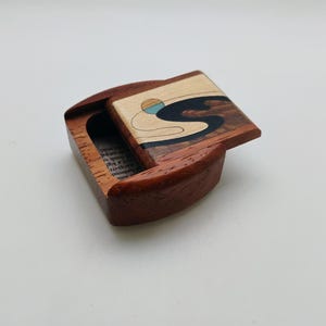 Deep Guitar Pick Box - Turquoise Inlay