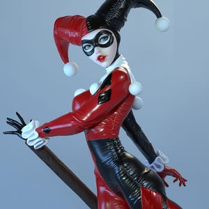 HarleyQuinn_ Fan Art)/ Sculpture Unpainted or Fully Painted / Scale to Choose  / Made to order Adult / Mature