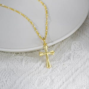 Collar con colgante de cruz, joyería cristiana de plata esterlina para mujeres y hombres, collar de fe religiosa, regalo de confirmación de bautismo para sus hijos.