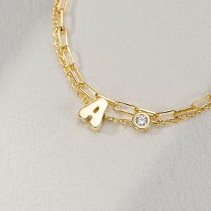 Pulsera con inicial de diamante de la A a la Z, pulsera con letras para mujeres y niñas, oro de 14 quilates y plata 925, regalo de cumpleaños personalizado para dama de honor, mamá o esposa.