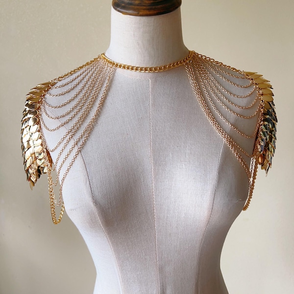 Dragon Scale Scalemail Chainmail Schouder Pauldrons Armor Metalen ketting lagen metalen ringetjes nekstuk cosplay kostuum festival Outfit