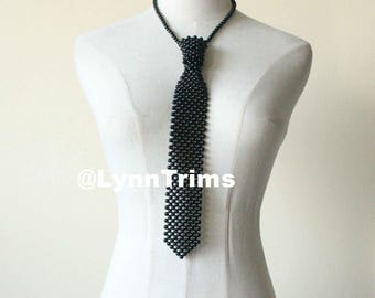 Collar con corbata de perlas negras, hecho a mano, joyería de perlas para mujer, collar con corbata de imitación de corbata de caballero, regalo navideño genial