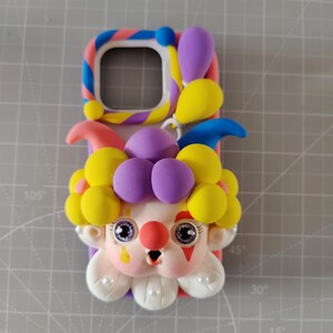 Regenbogen Clown Handyhülle aus Ton handgefertigt Handytasche als Geburtstagsgeschenk für Mädchen und andere