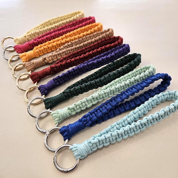Macrame Wristlet Keychain – Handmade Keychain Accessory