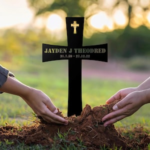 Custom Cross Memorial Metal Stake, Personalized Cross Stake, Loss Of Loved One Garden Stake, In Memory Cross, Grave Marker, Sympathy Gift